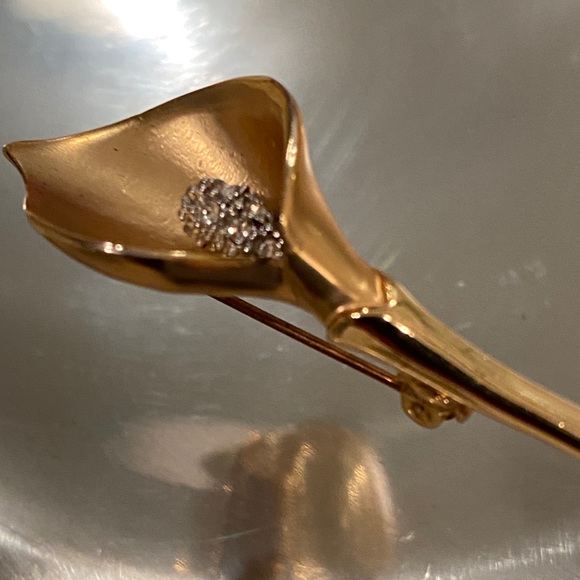 Brooch Pin - Picture 2 of 6